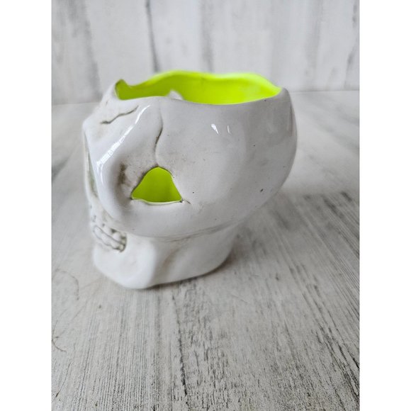 Porcelain skull skeleton tea light planter decor - Picture 3 of 8